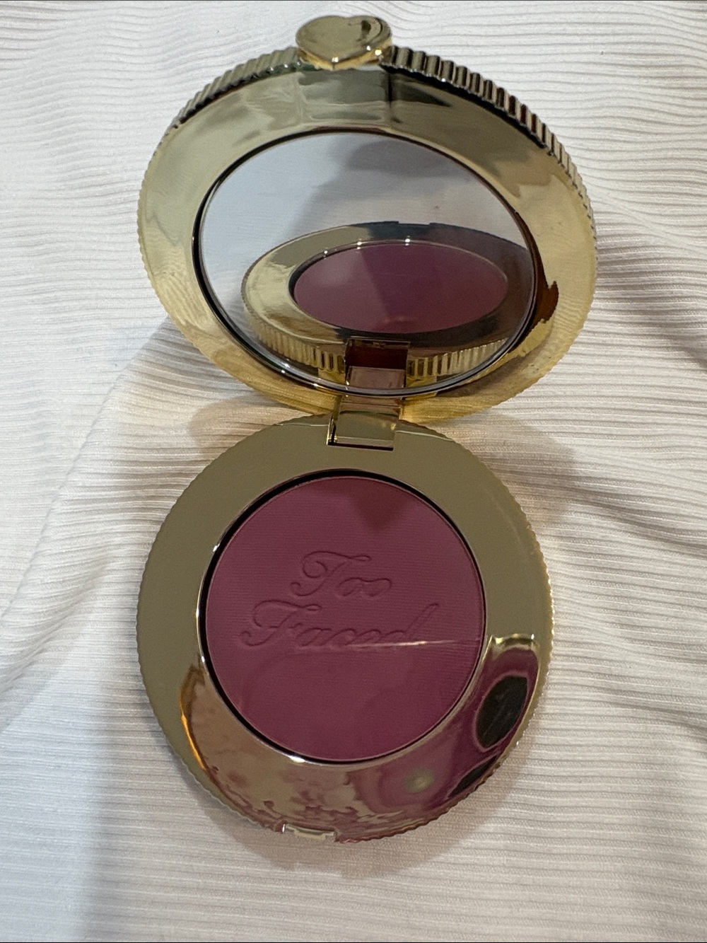 TOO FACED CLOUD CRUSH BLURRING BLUSH IN BERRY DREAMY DIFFUSED MATTE BNI
